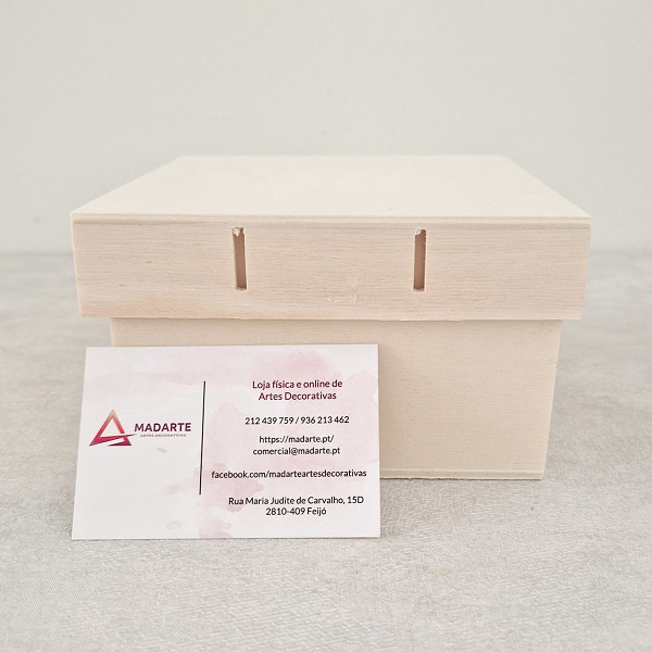 MADEIRA| CAIXA AMPLA COM TAMPA PASSE FITA 14X14X8CM