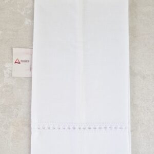 TOALHA DE BATISMO| BRANCA LISA  75%ALGODÃO 25%POLIESTER