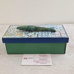 CAIXA AMPLA MADEIRA COM PUXADOR SARDINHA 18X10X6 CM