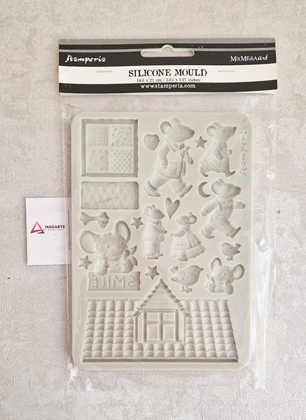 STAMPERIA| MOLDE PVC FAMILY 14.8X21CM