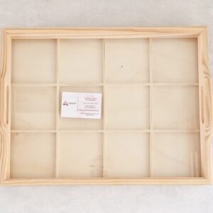 MADEIRA| TABULEIRO COM 12 DIVISÓRIAS E VIDRO  43X33X7CM