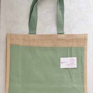 SACO EM RAFIA COM BOLSO FRONTAL 42X34.5X14.5CM