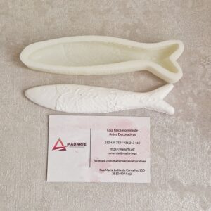 MOLDE DE SILICONE SARDINHA TEXTURADA 12.5X2CM