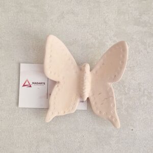 CHACOTA| BORBOLETA PEQUENA PONTILHADA 11X9CM