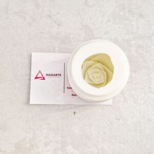 MOLDE DE SILICONE ROSA  5.5X5.5X4.5CM